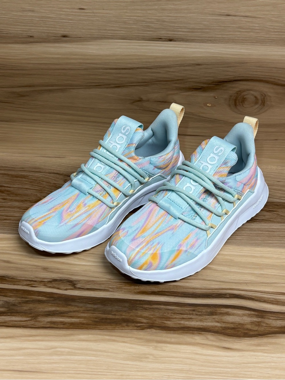 adidas Lite Racer Adapt 5 women’s size 4